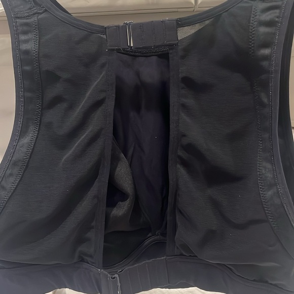 Fabletics - high support bra (M) - Picture 4 of 4